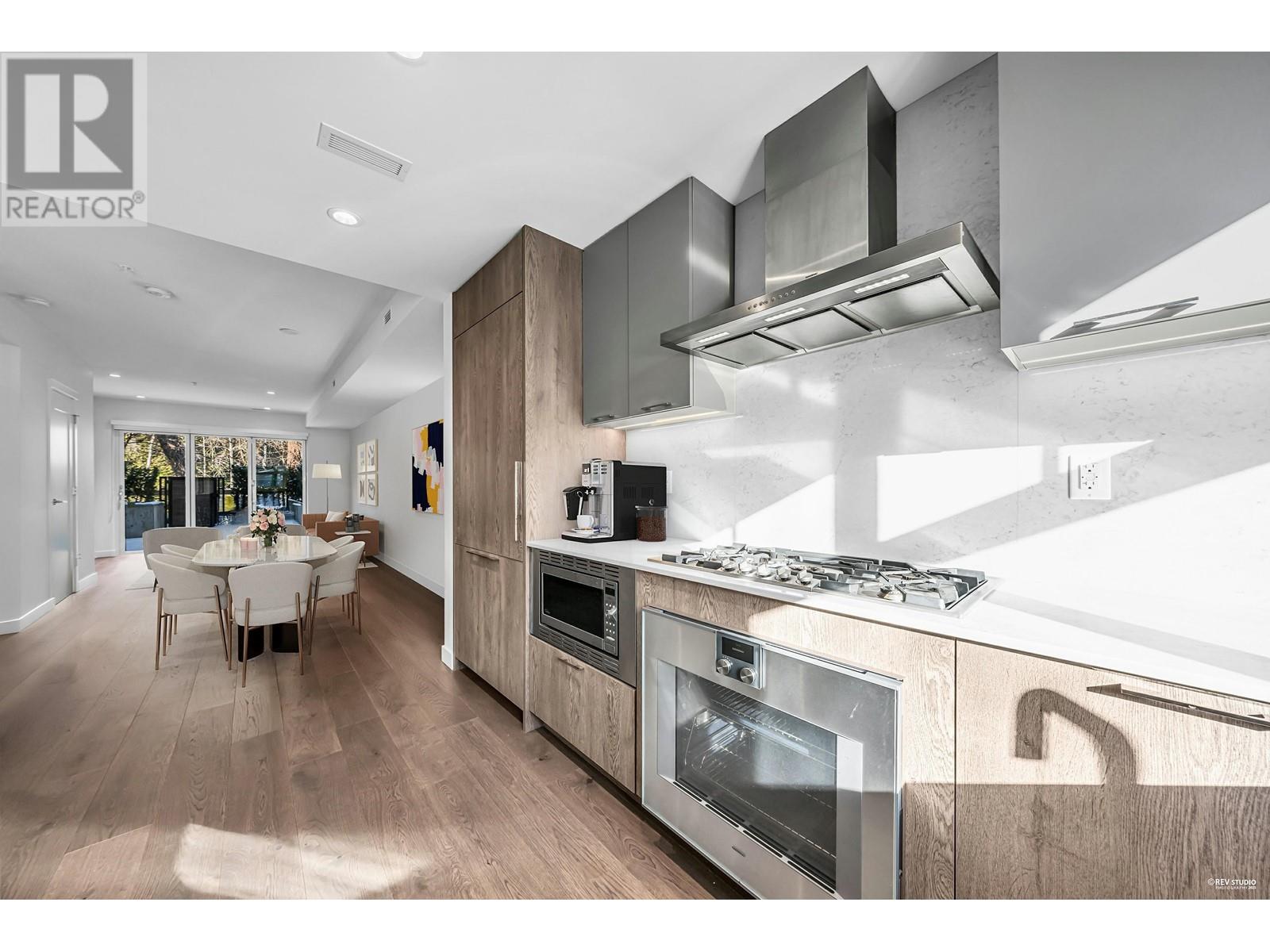 4 1960 Glenaire Drive, North Vancouver, British Columbia  V7P 1Y1 - Photo 10 - R2967286