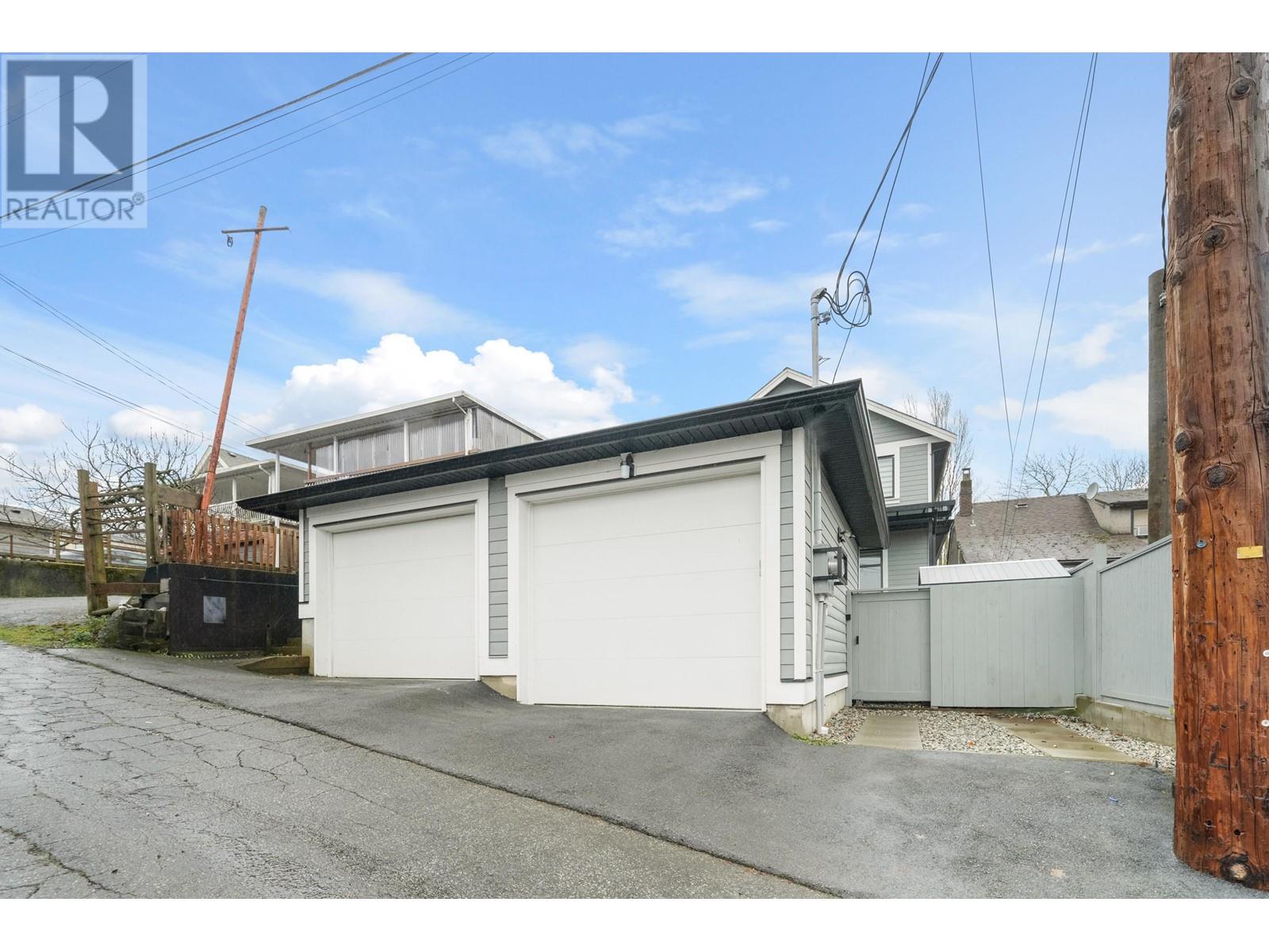 Listing Picture 19 of 40 : 962 RENFREW STREET, Vancouver / 溫哥華 - 魯藝地產 Yvonne Lu Group - MLS Medallion Club Member