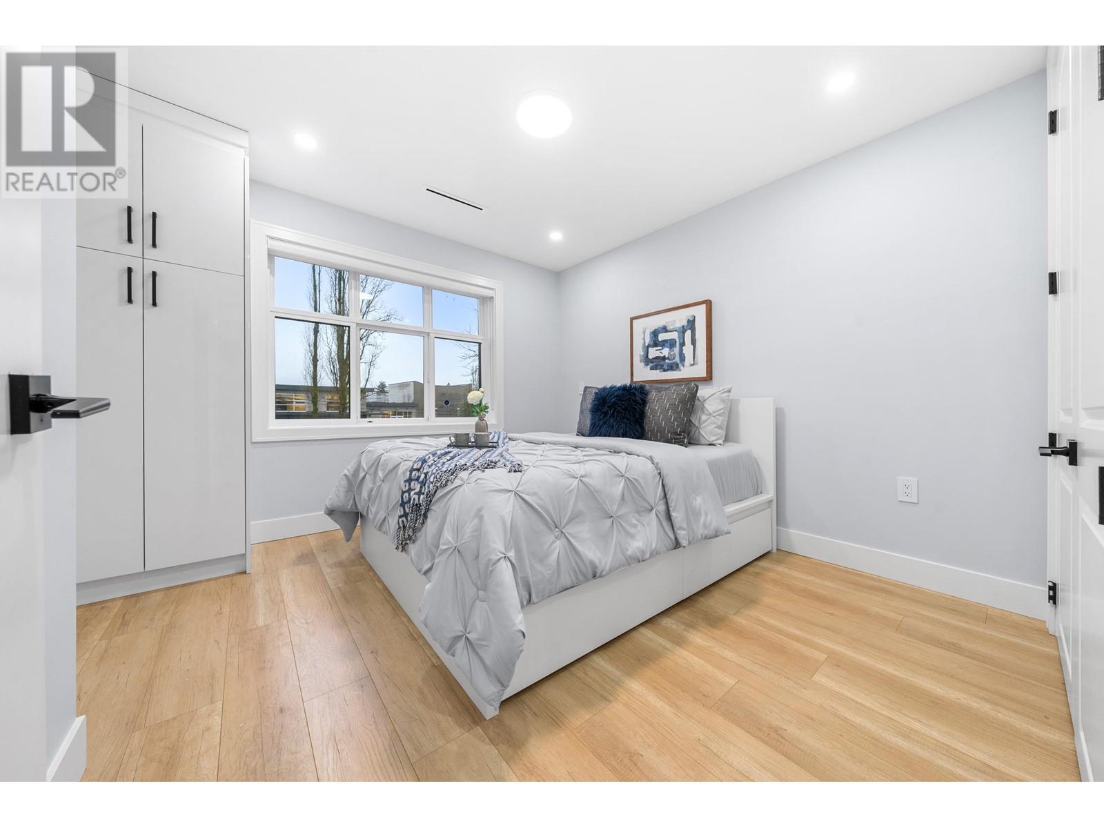 Listing Picture 27 of 40 : 962 RENFREW STREET, Vancouver / 溫哥華 - 魯藝地產 Yvonne Lu Group - MLS Medallion Club Member