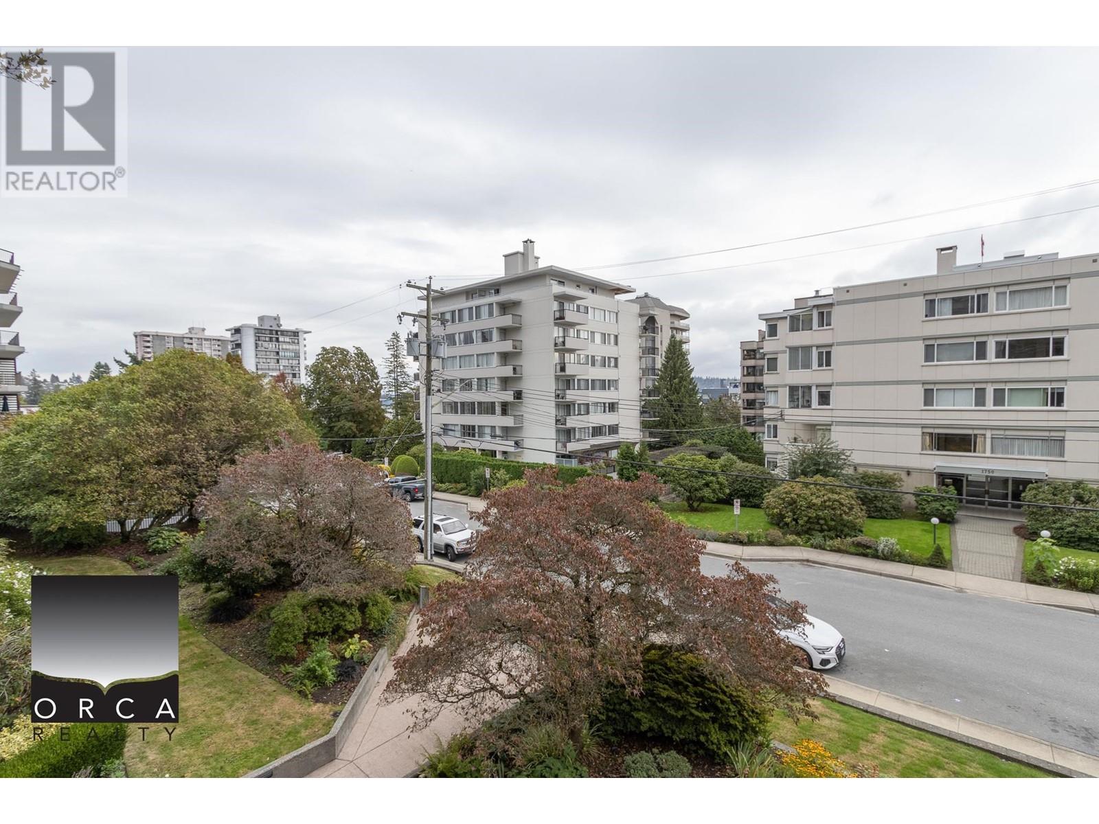 301 1745 Esquimalt Avenue, West Vancouver, British Columbia  V7V 1R7 - Photo 5 - R2940981