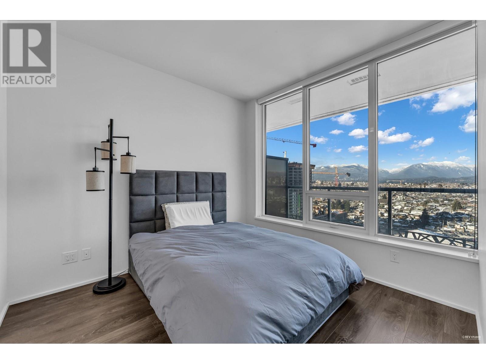 Listing Picture 12 of 30 : 2111 1955 ALPHA WAY, Burnaby / 本拿比 - 魯藝地產 Yvonne Lu Group - MLS Medallion Club Member