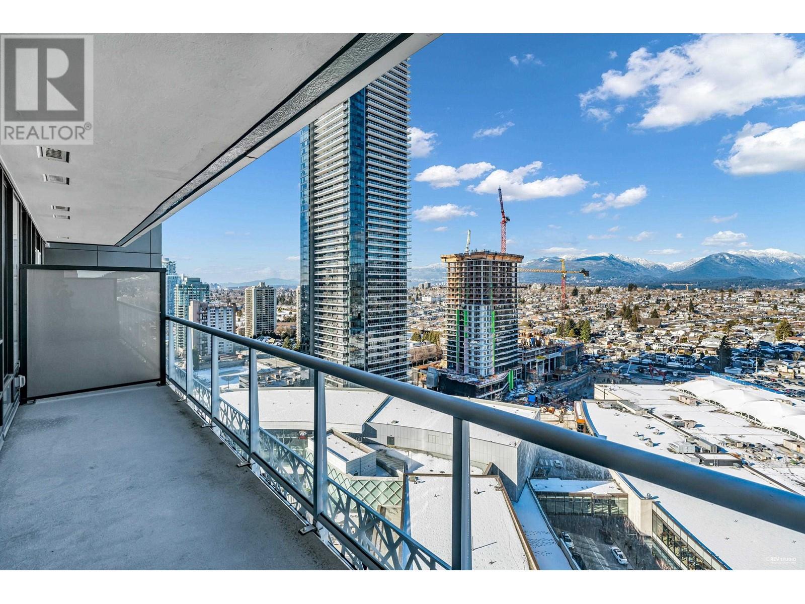 Listing Picture 18 of 30 : 2111 1955 ALPHA WAY, Burnaby / 本拿比 - 魯藝地產 Yvonne Lu Group - MLS Medallion Club Member