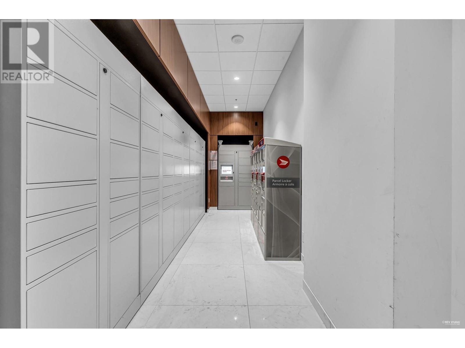 Listing Picture 22 of 30 : 2111 1955 ALPHA WAY, Burnaby / 本拿比 - 魯藝地產 Yvonne Lu Group - MLS Medallion Club Member