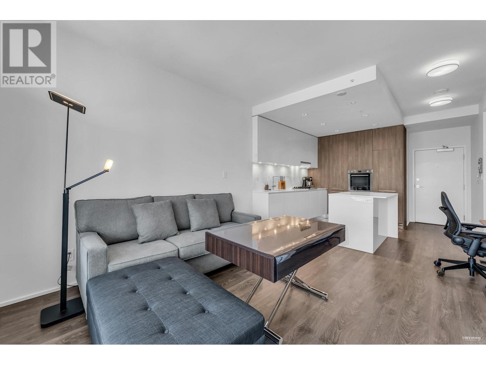 Listing Picture 8 of 30 : 2111 1955 ALPHA WAY, Burnaby / 本拿比 - 魯藝地產 Yvonne Lu Group - MLS Medallion Club Member