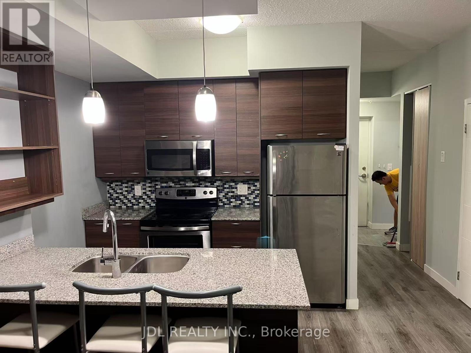 Property at 1106 - 318 SPRUCE STREET image 4