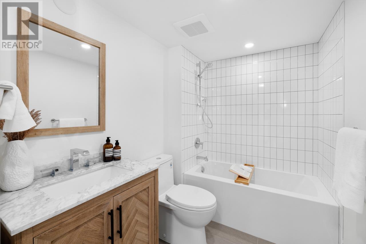 Listing Picture 21 of 31 : 1601 1816 HARO STREET, Vancouver / 溫哥華 - 魯藝地產 Yvonne Lu Group - MLS Medallion Club Member