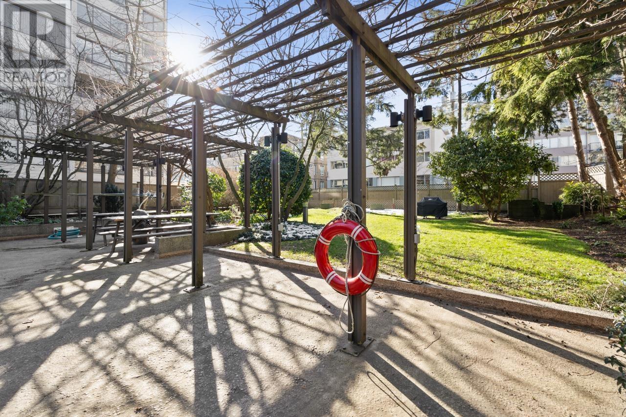 Listing Picture 26 of 31 : 1601 1816 HARO STREET, Vancouver / 溫哥華 - 魯藝地產 Yvonne Lu Group - MLS Medallion Club Member