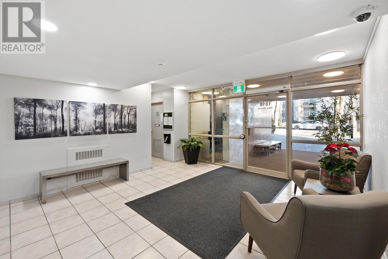 Listing Picture 30 of 31 : 1601 1816 HARO STREET, Vancouver / 溫哥華 - 魯藝地產 Yvonne Lu Group - MLS Medallion Club Member