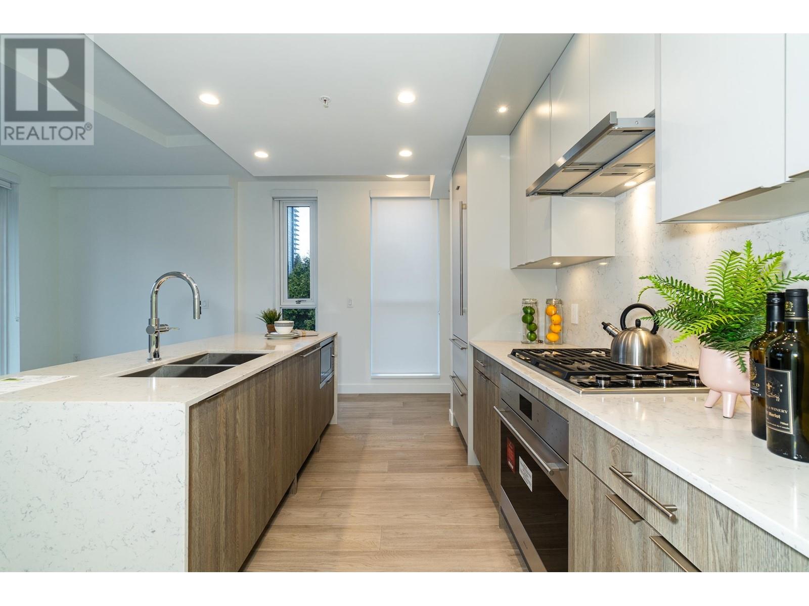 Listing Picture 13 of 21 : 306 7638 CAMBIE STREET, Vancouver / 溫哥華 - 魯藝地產 Yvonne Lu Group - MLS Medallion Club Member