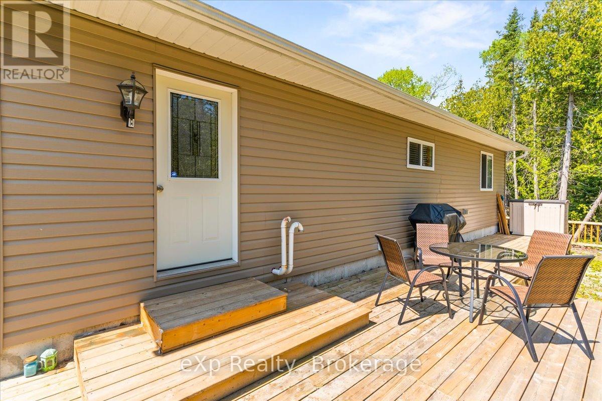 19 Murray Avenue, Northern Bruce Peninsula, Ontario  N0H 1W0 - Photo 30 - X11975565