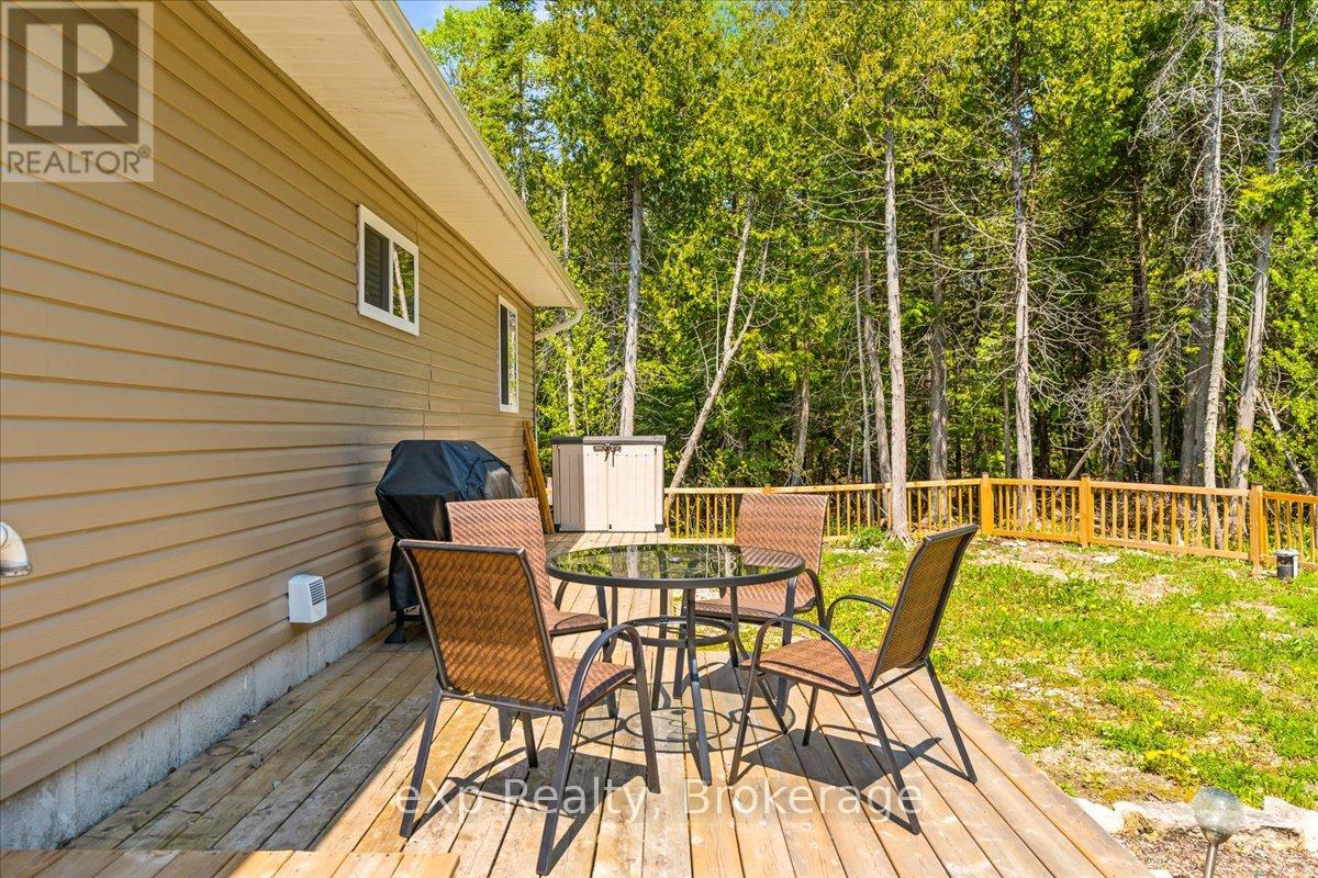 19 Murray Avenue, Northern Bruce Peninsula, Ontario  N0H 1W0 - Photo 32 - X11975565