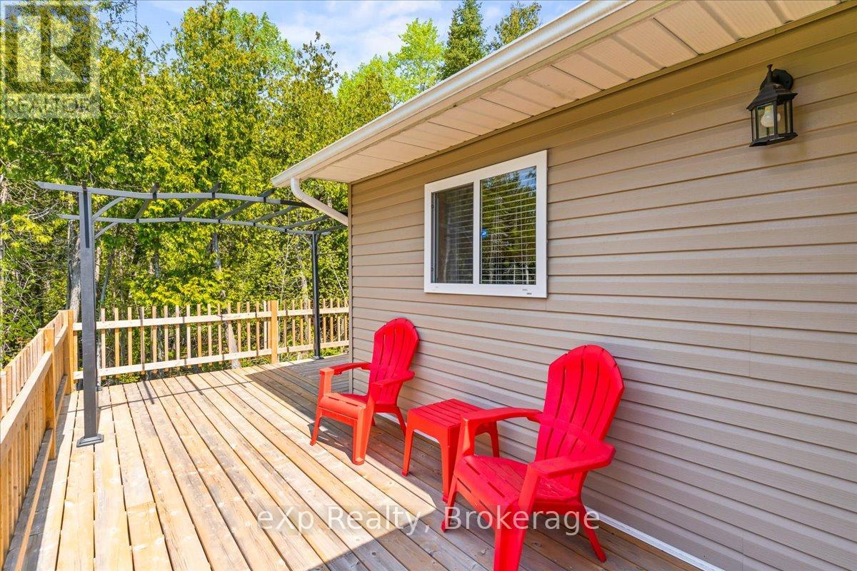 19 Murray Avenue, Northern Bruce Peninsula, Ontario  N0H 1W0 - Photo 5 - X11975565