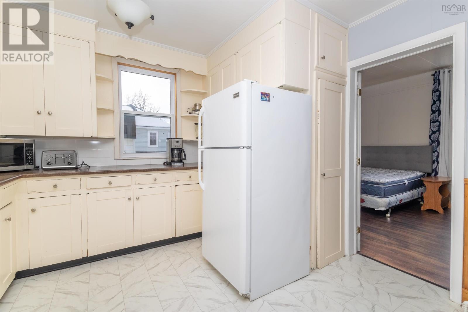 2 Ingoville Street, Sydney, Nova Scotia  B1S 2S9 - Photo 13 - 202503047