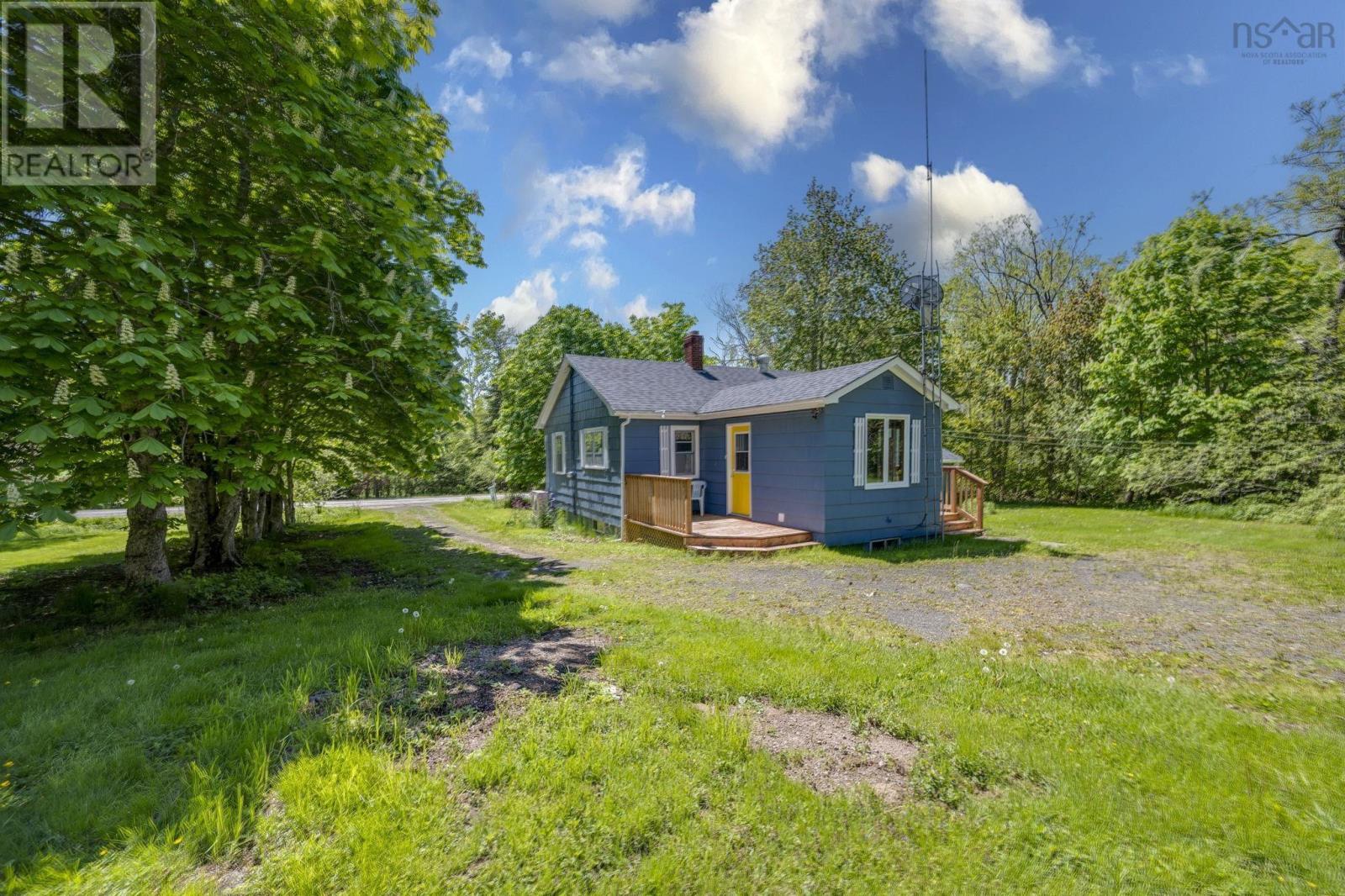 627 Clarence Road, Beaconsfield, Nova Scotia  B0S 1M0 - Photo 31 - 202503048