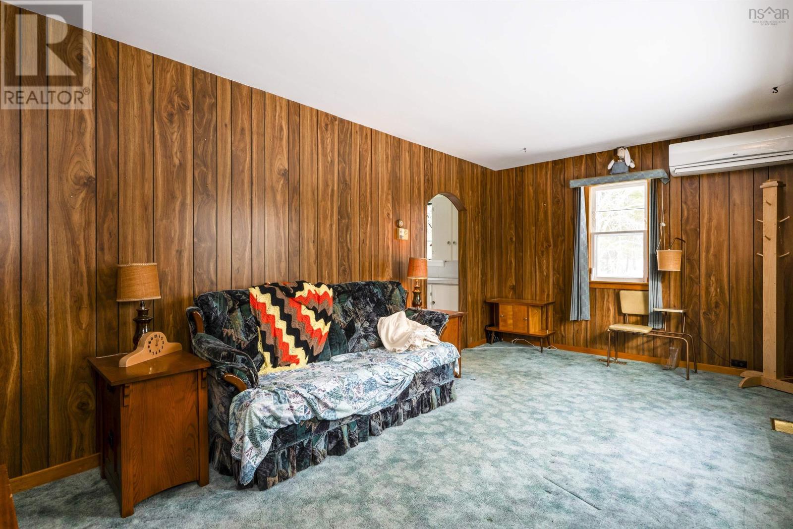 Property at 627 Clarence Road image 5