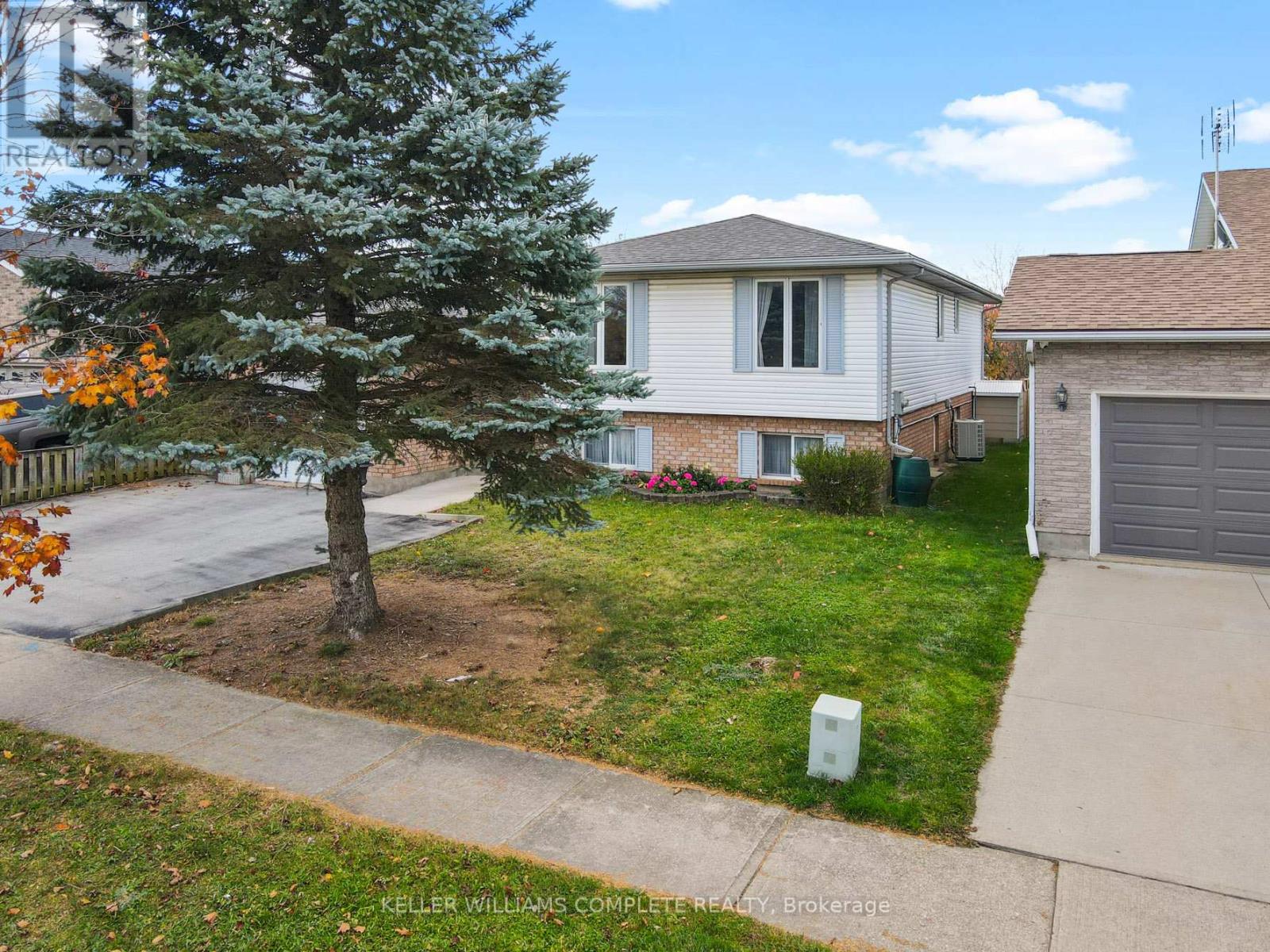 Property at 4997 SOUTHVIEW AVENUE image 2