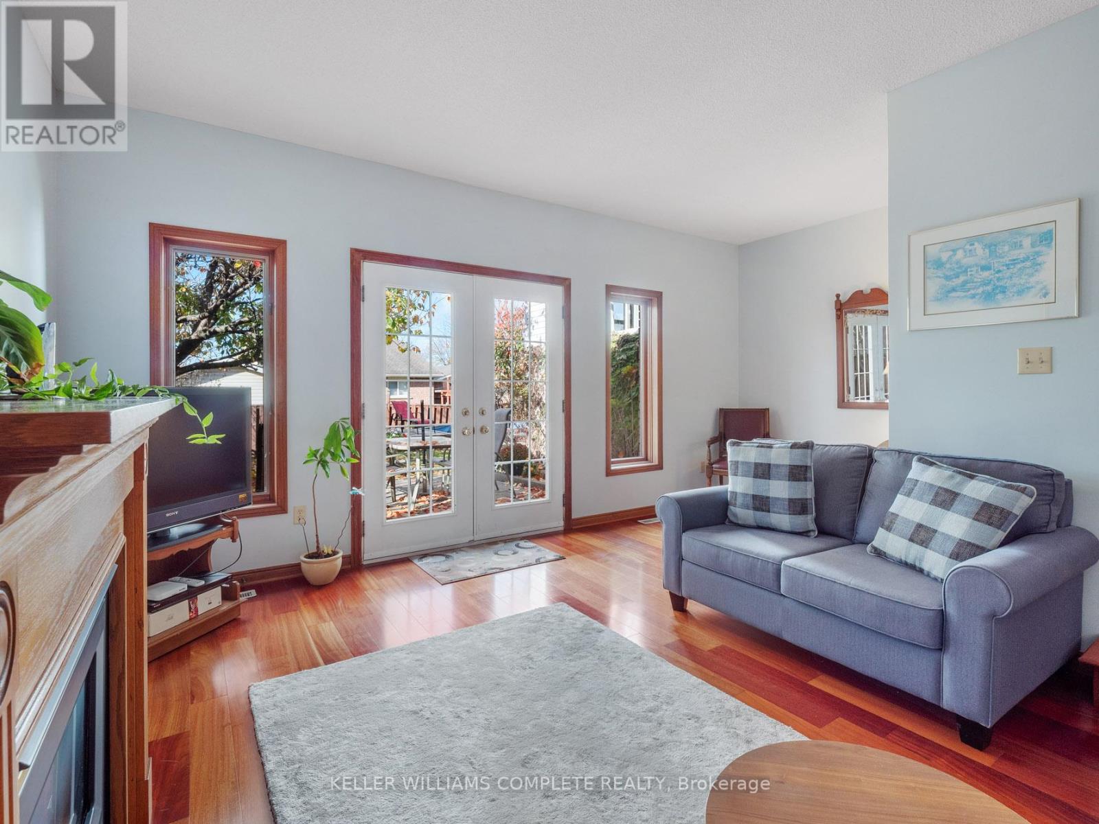 Property at 4997 SOUTHVIEW AVENUE image 5