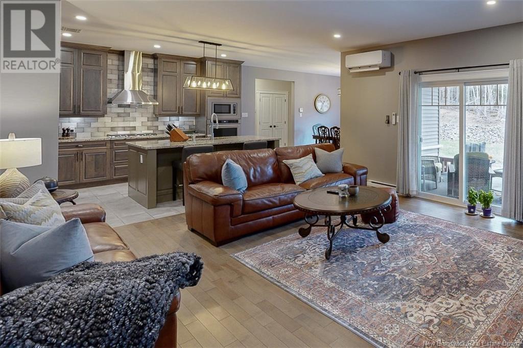 Property at 9 Leeland Way image 4