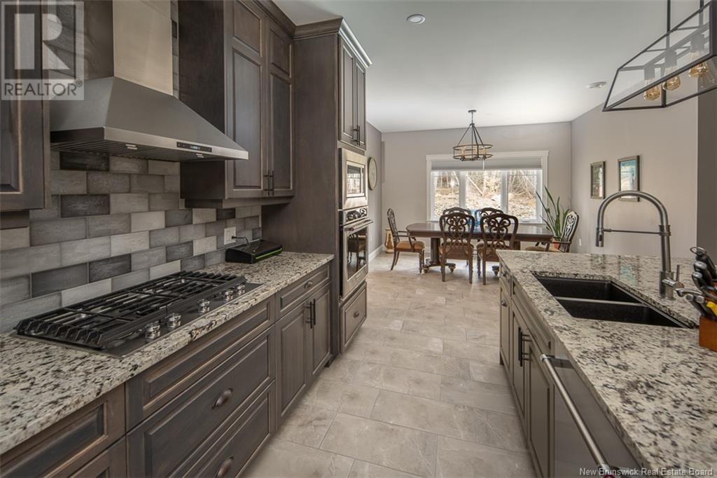 Property at 9 Leeland Way image 5