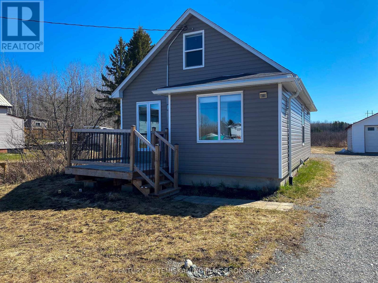 Property at 32 EARL STREET image 1