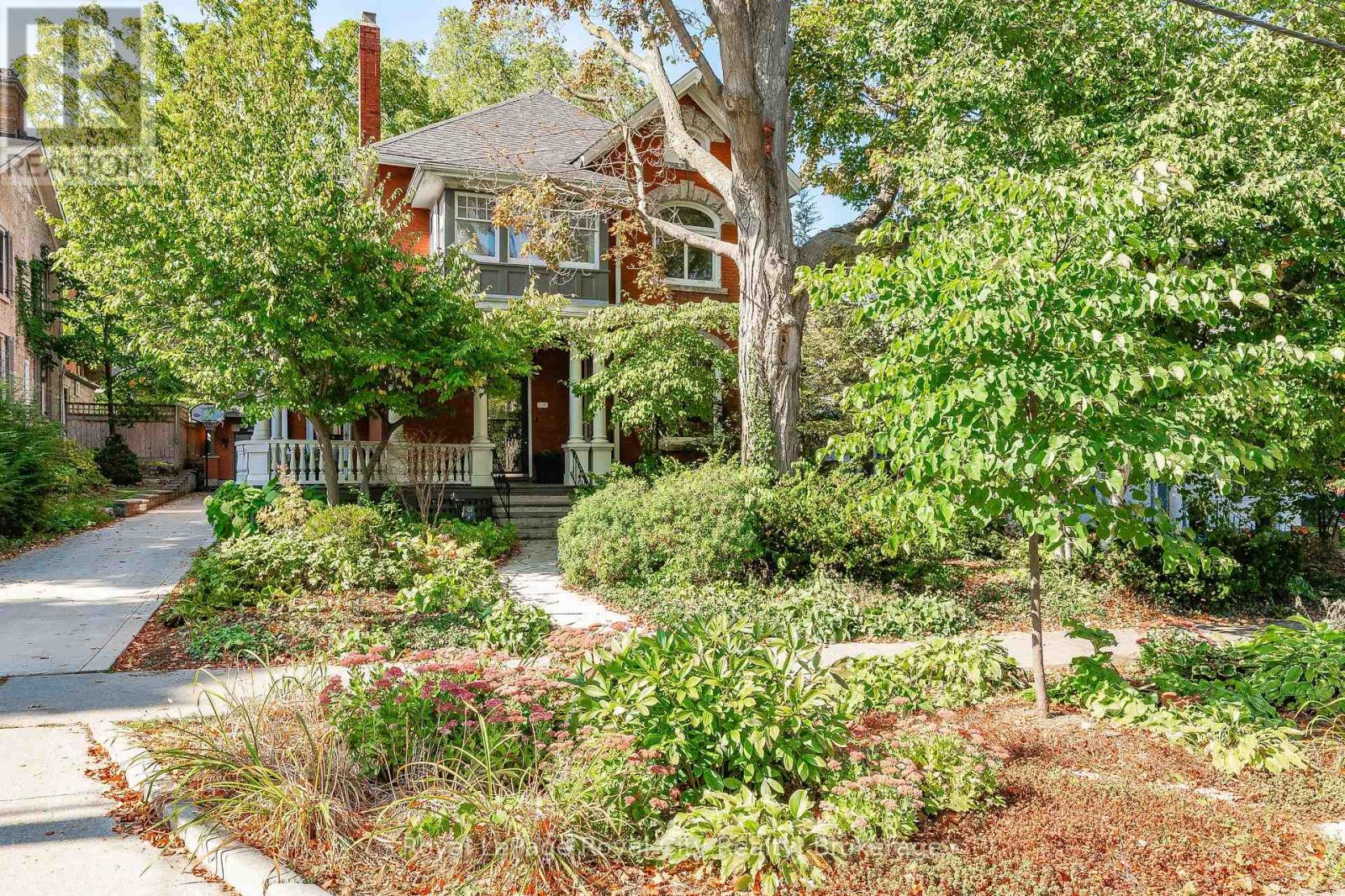 Property at 138 DUBLIN STREET N image 3
