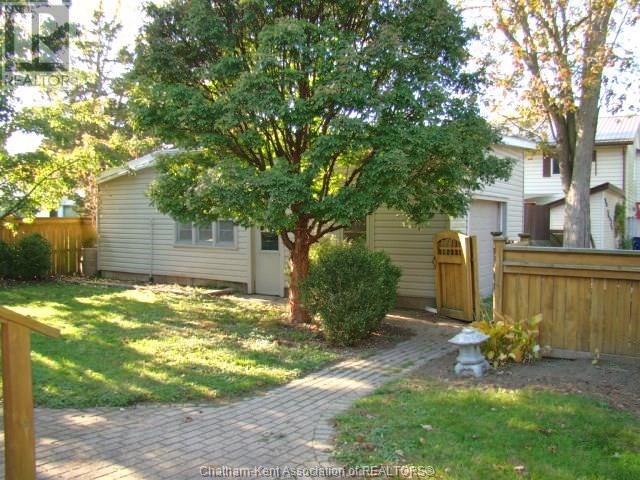 73 Main Street West, Ridgetown, Ontario  N0P 2C0 - Photo 8 - 25003047