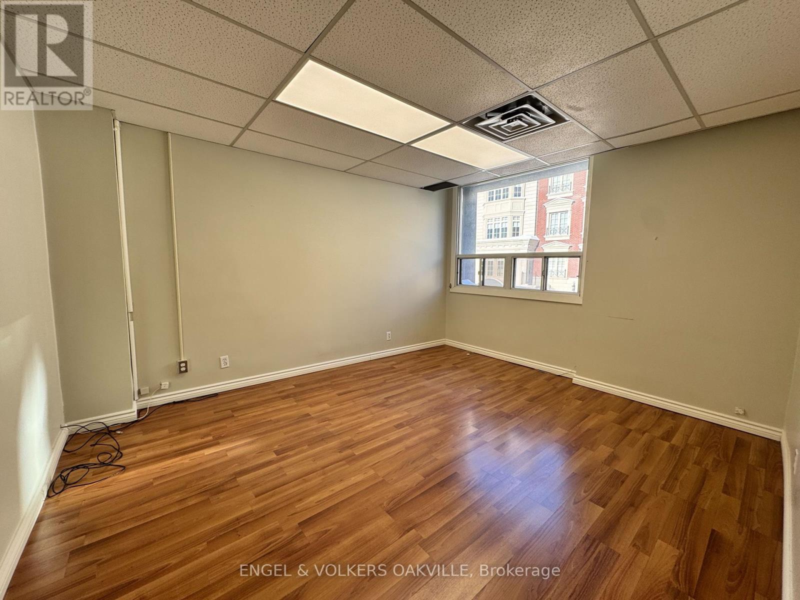 207 - 260 Church Street, Oakville, Ontario  L6J 1N6 - Photo 8 - W11961570