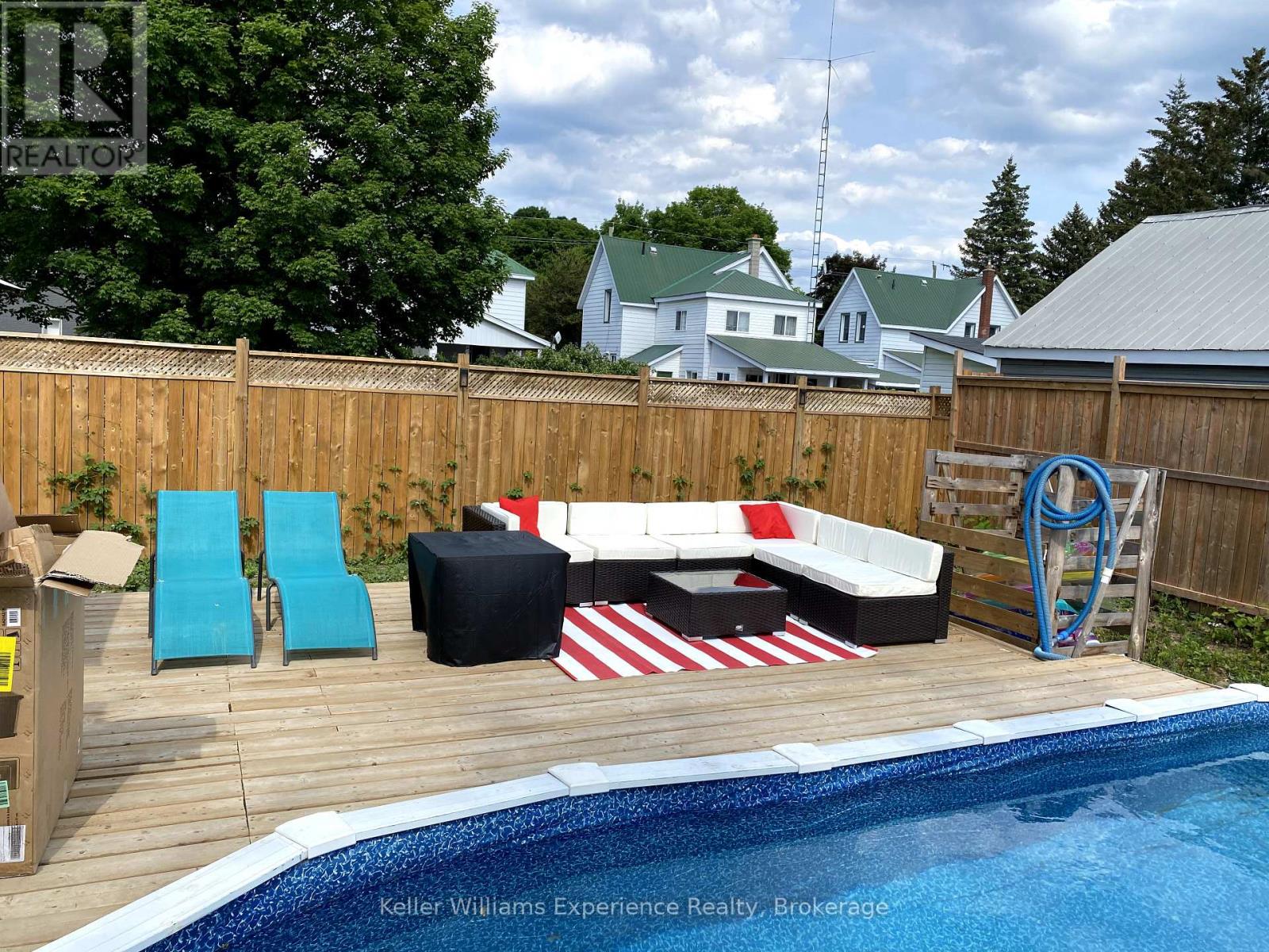 149 Main Street, Penetanguishene, Ontario  L9M 1L7 - Photo 22 - S11975951