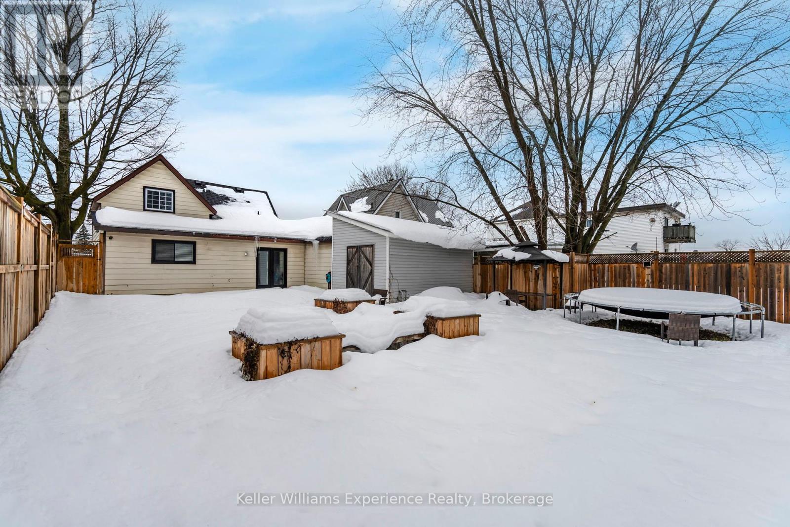 149 Main Street, Penetanguishene, Ontario  L9M 1L7 - Photo 26 - S11975951