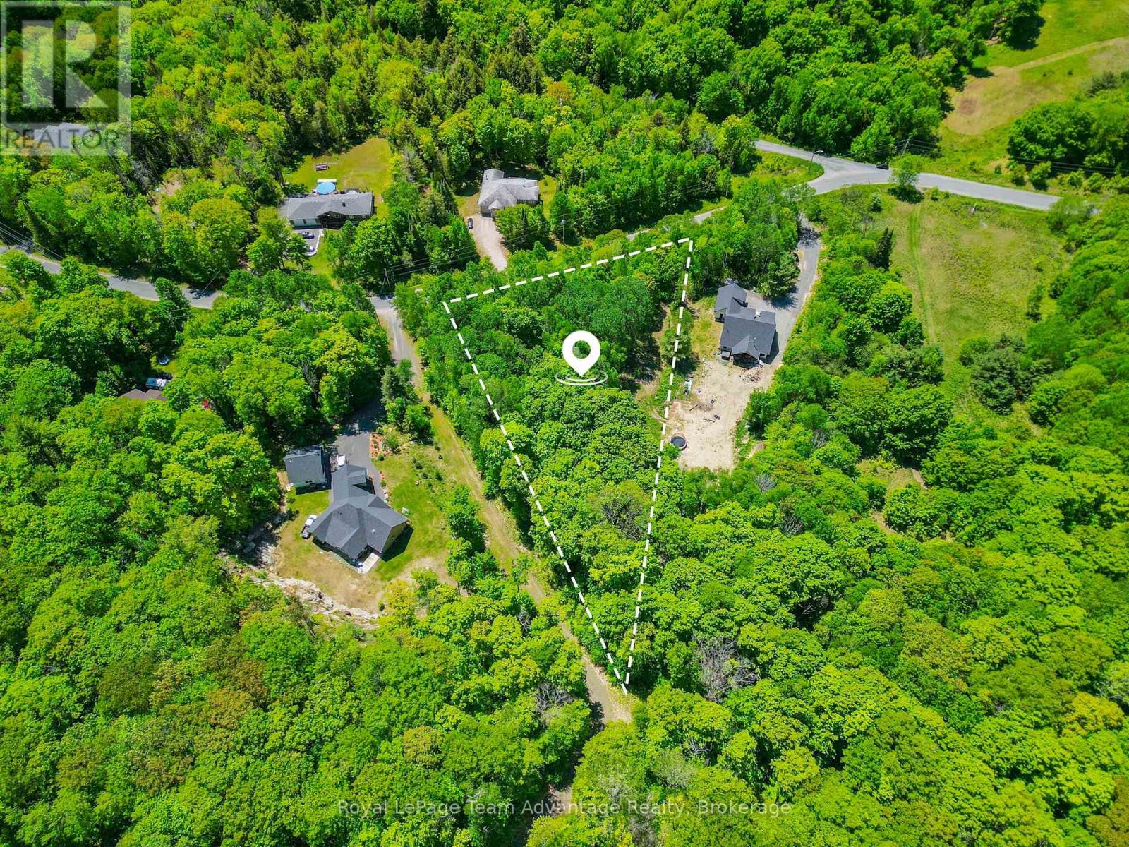 4 Mountain Basin Drive, Mcdougall, Ontario  P2A 2W9 - Photo 5 - X11921198