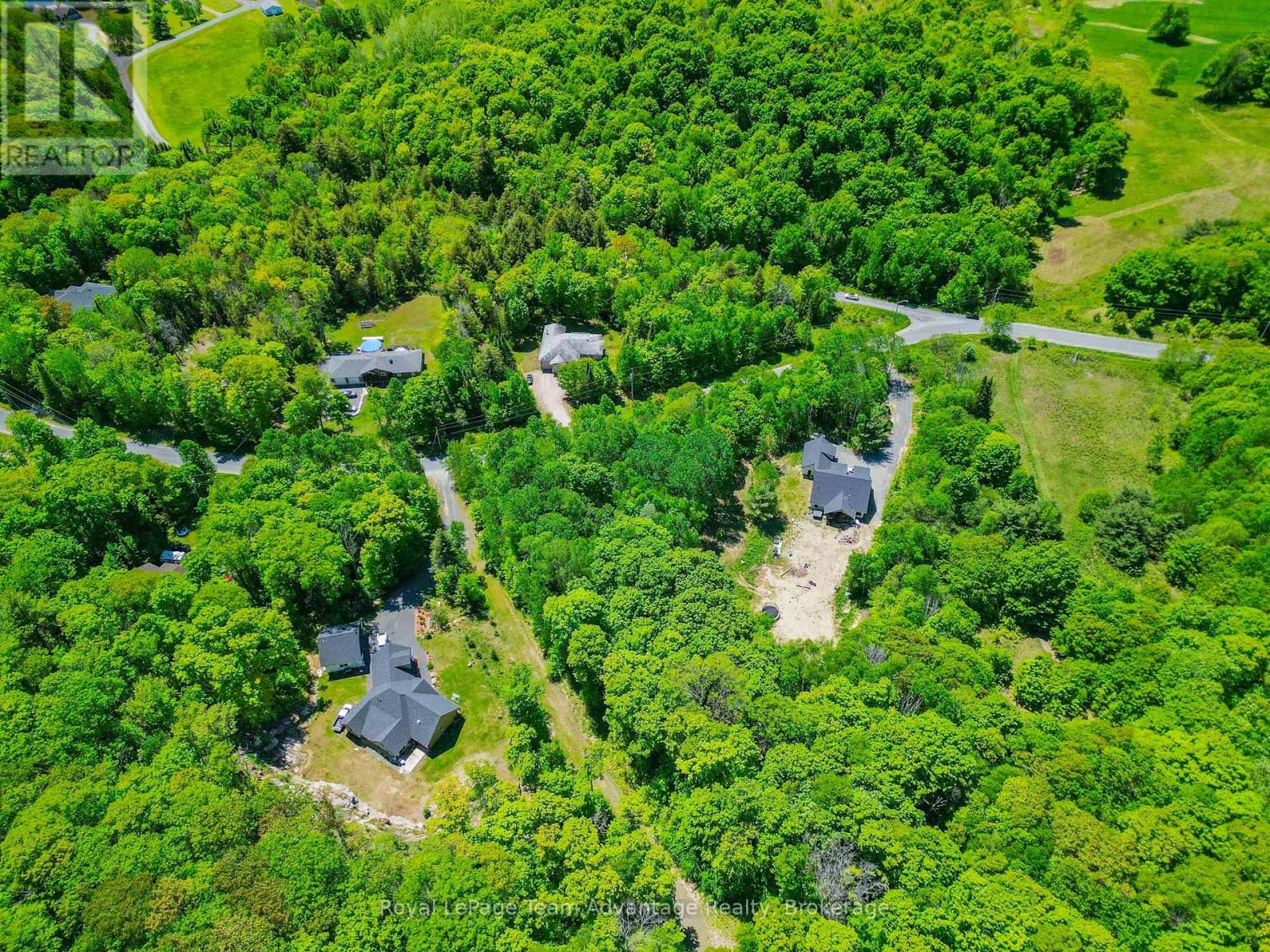 4 Mountain Basin Drive, Mcdougall, Ontario  P2A 2W9 - Photo 9 - X11921198