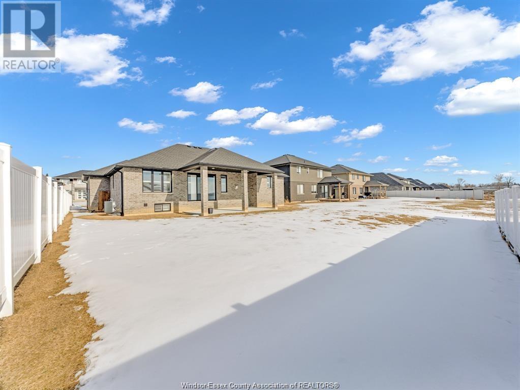 1901 Villa Canal Drive, Kingsville, Ontario  N9Y 0G5 - Photo 25 - 25003065