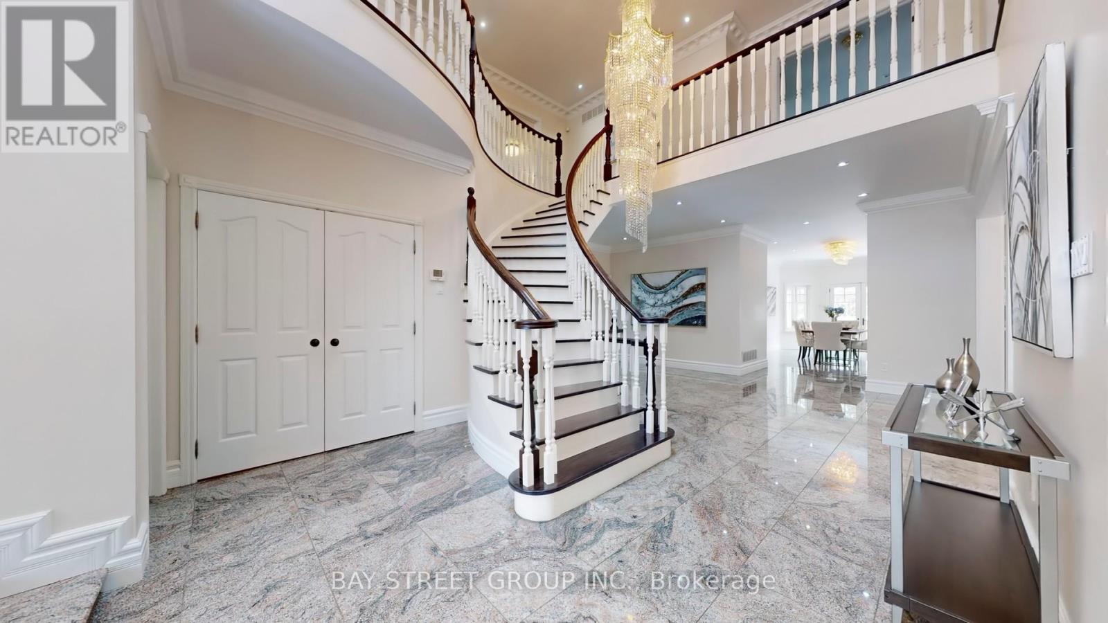 Property at 25 BROOKSHILL CRESCENT image 4