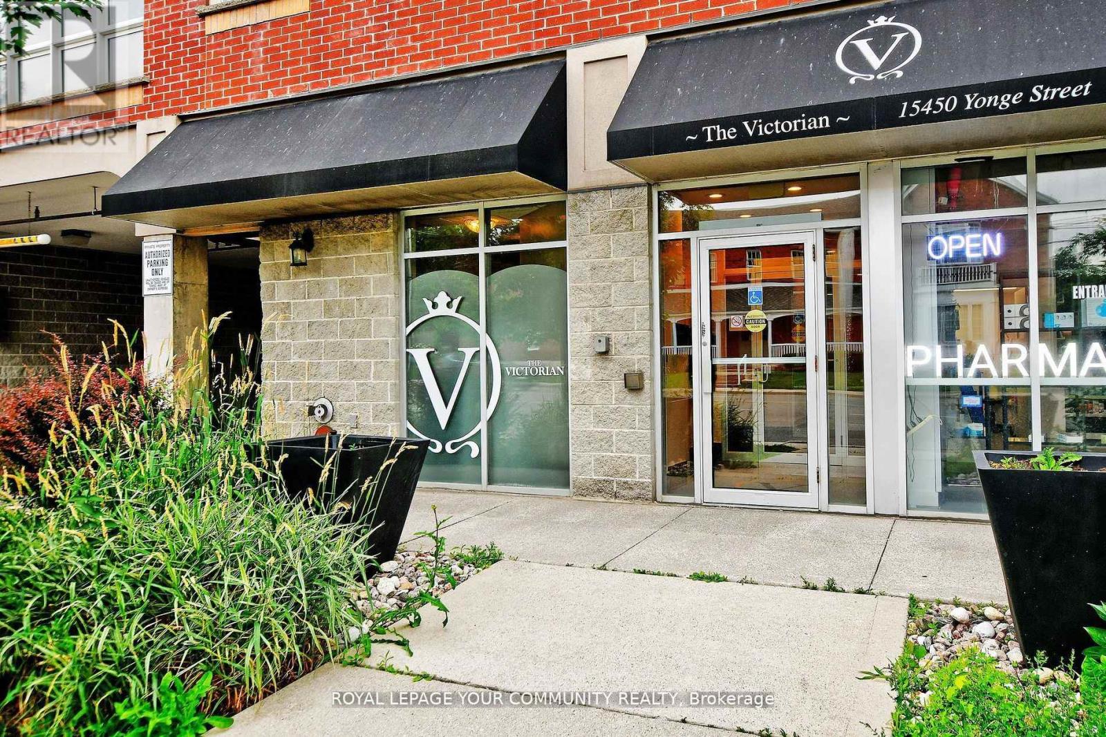 Property at 306 - 15450 YONGE STREET image 4