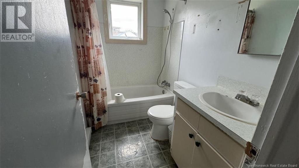 4 St-Pierre, Saint-François-De-Madawaska, New Brunswick  E7A 1G1 - Photo 10 - NB112747