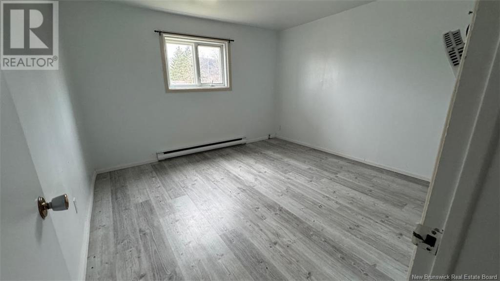 4 St-Pierre, Saint-François-De-Madawaska, New Brunswick  E7A 1G1 - Photo 12 - NB112747