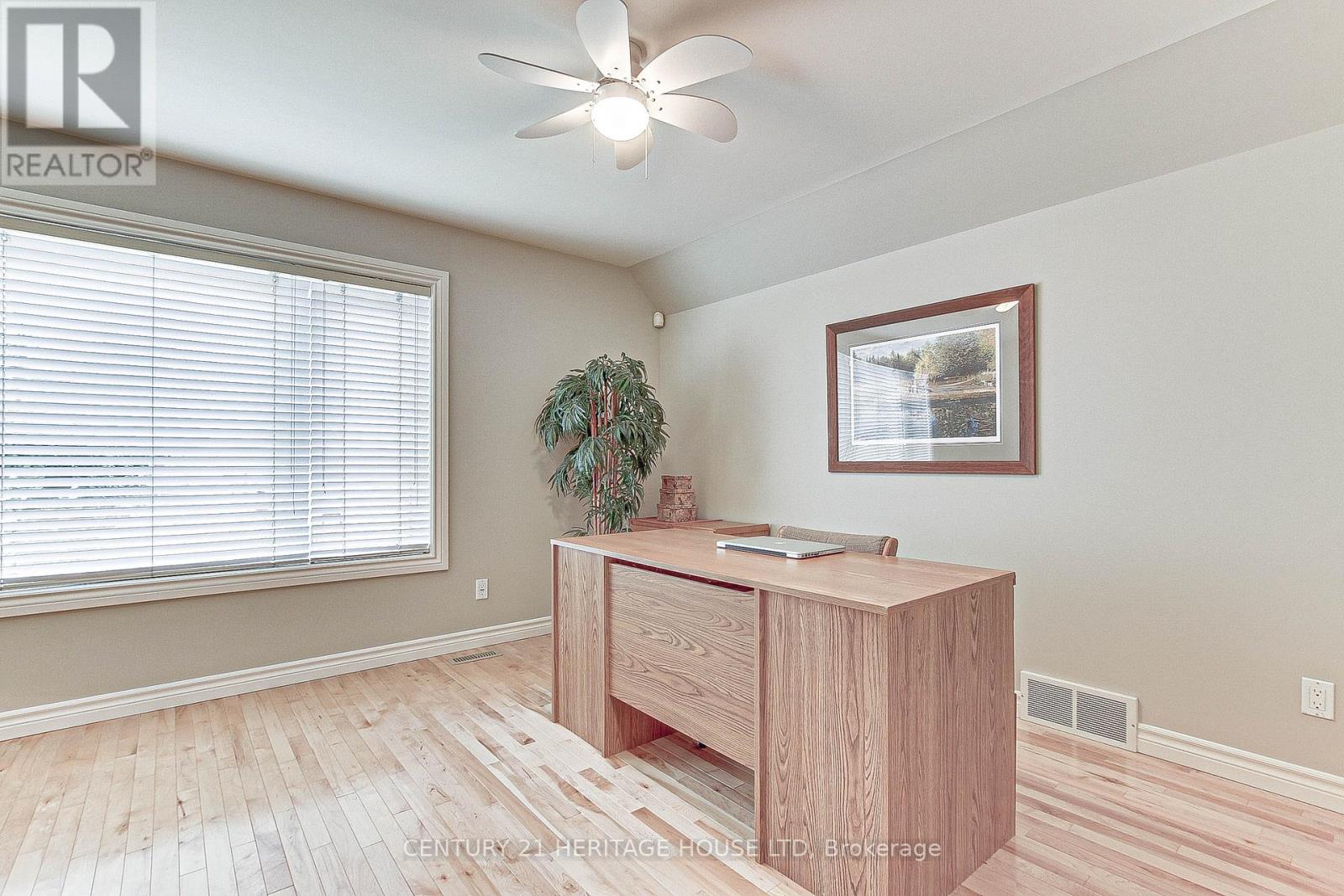 641 George Street W, Central Elgin, Ontario  N5L 1H4 - Photo 7 - X11976174