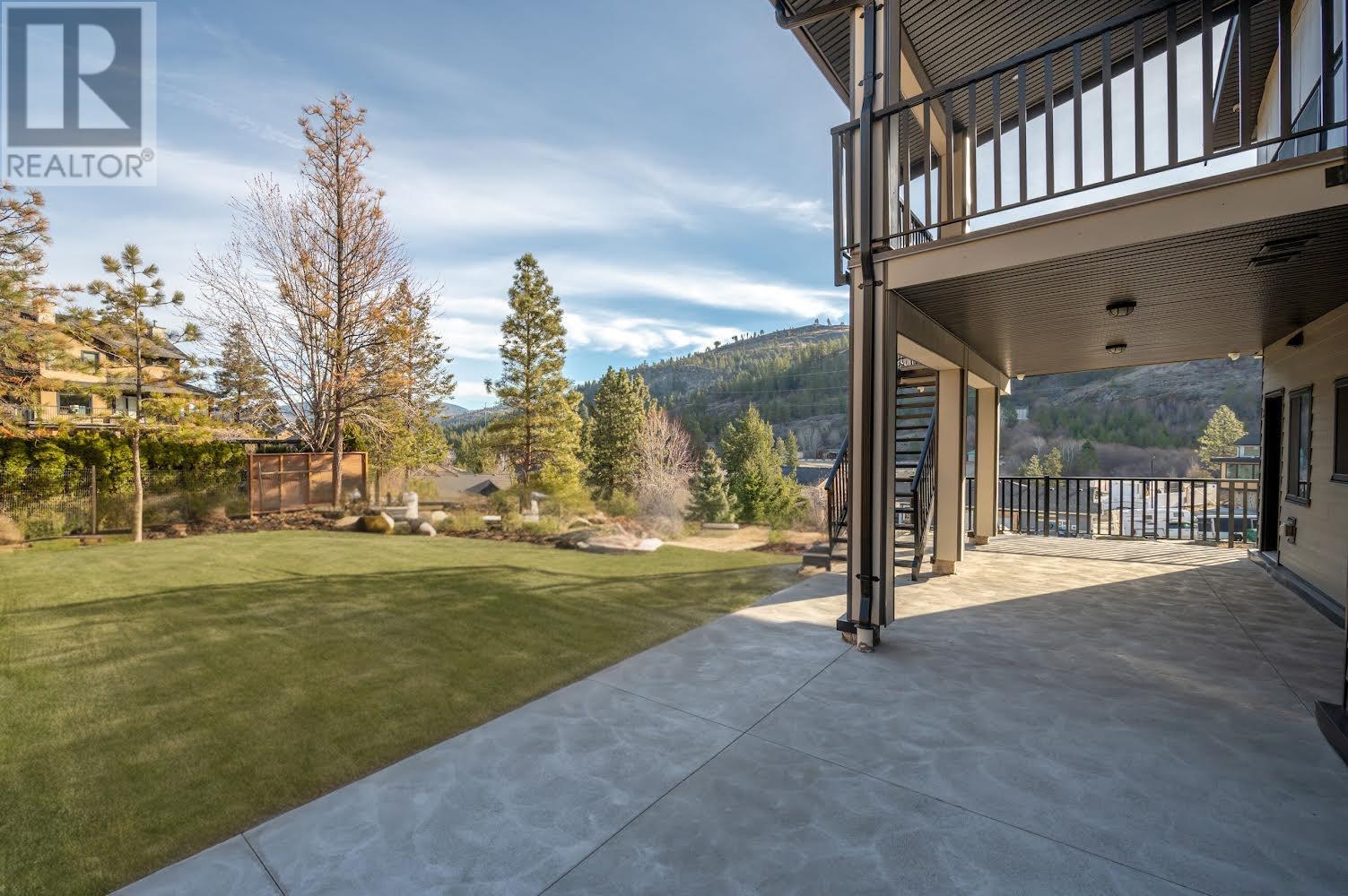 Property at 3271 Evergreen Drive image 4