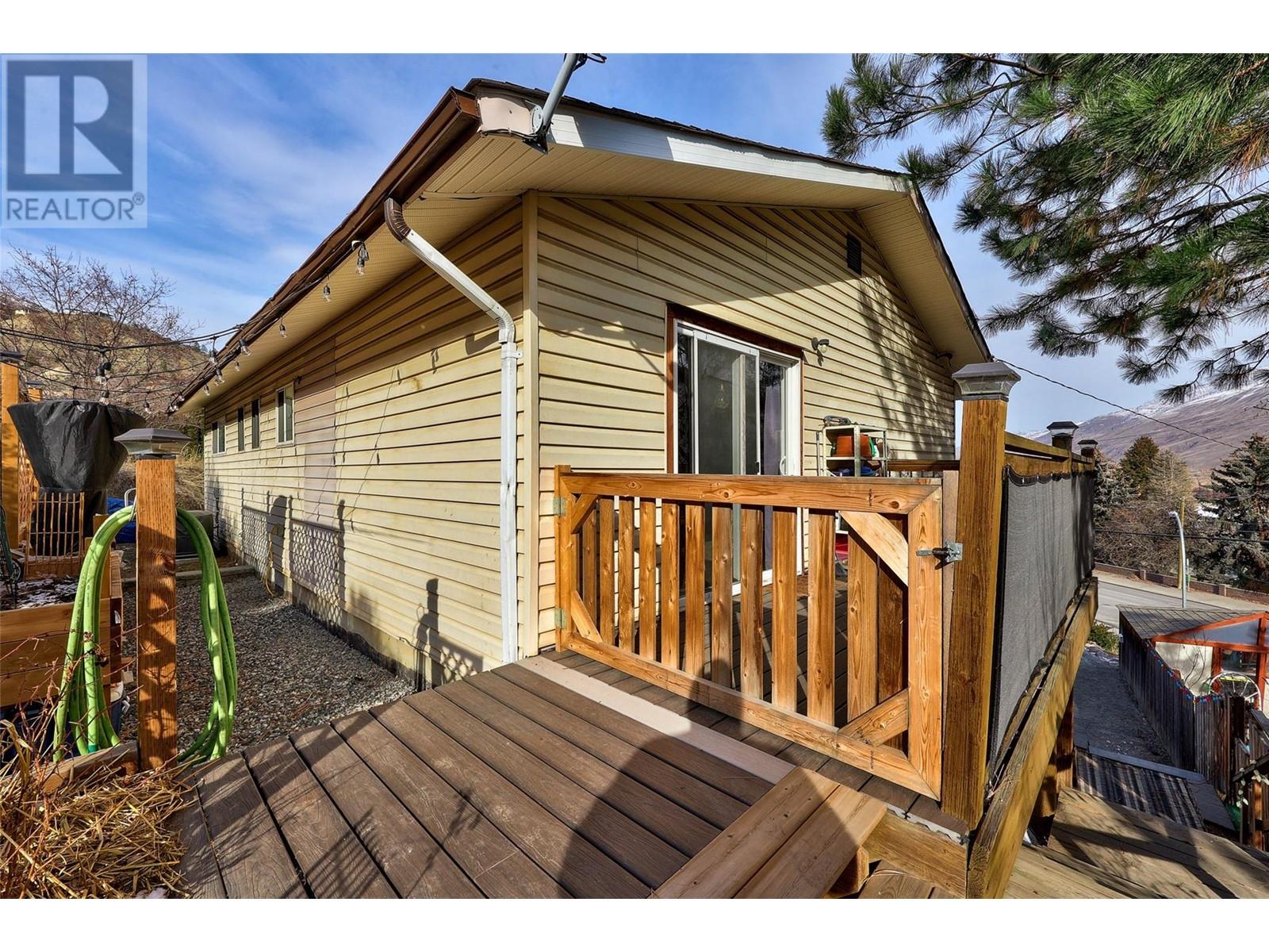 813 Mcqueen Drive, Kamloops, British Columbia  V2B 7X8 - Photo 11 - 10334591