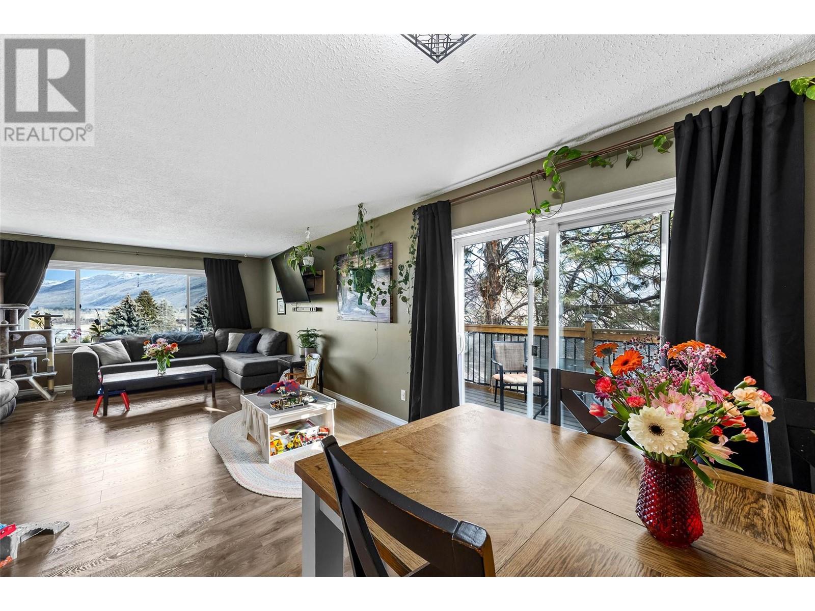 813 Mcqueen Drive, Kamloops, British Columbia  V2B 7X8 - Photo 14 - 10334591