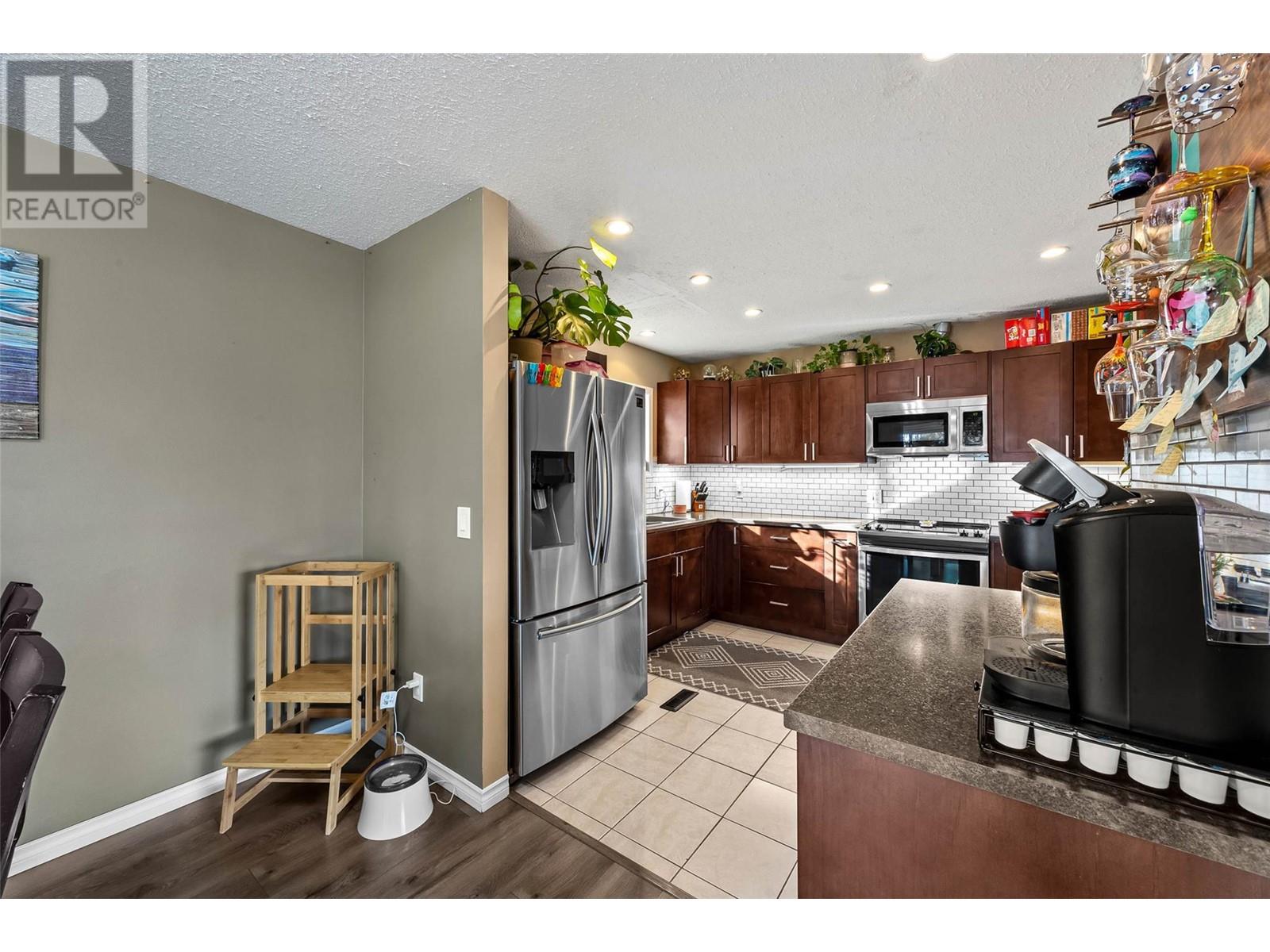 813 Mcqueen Drive, Kamloops, British Columbia  V2B 7X8 - Photo 16 - 10334591