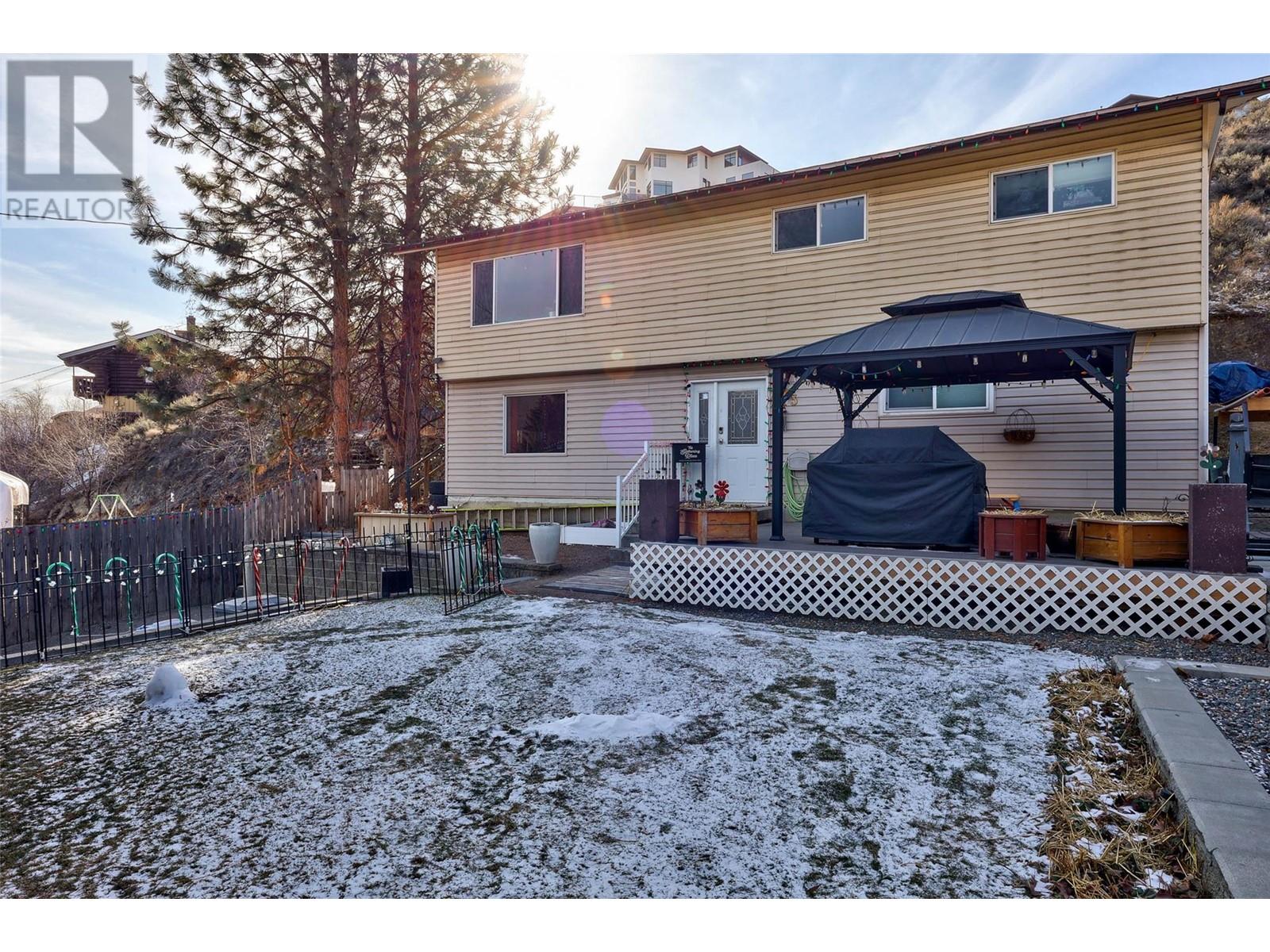 Property at 813 MCQUEEN Drive image 2