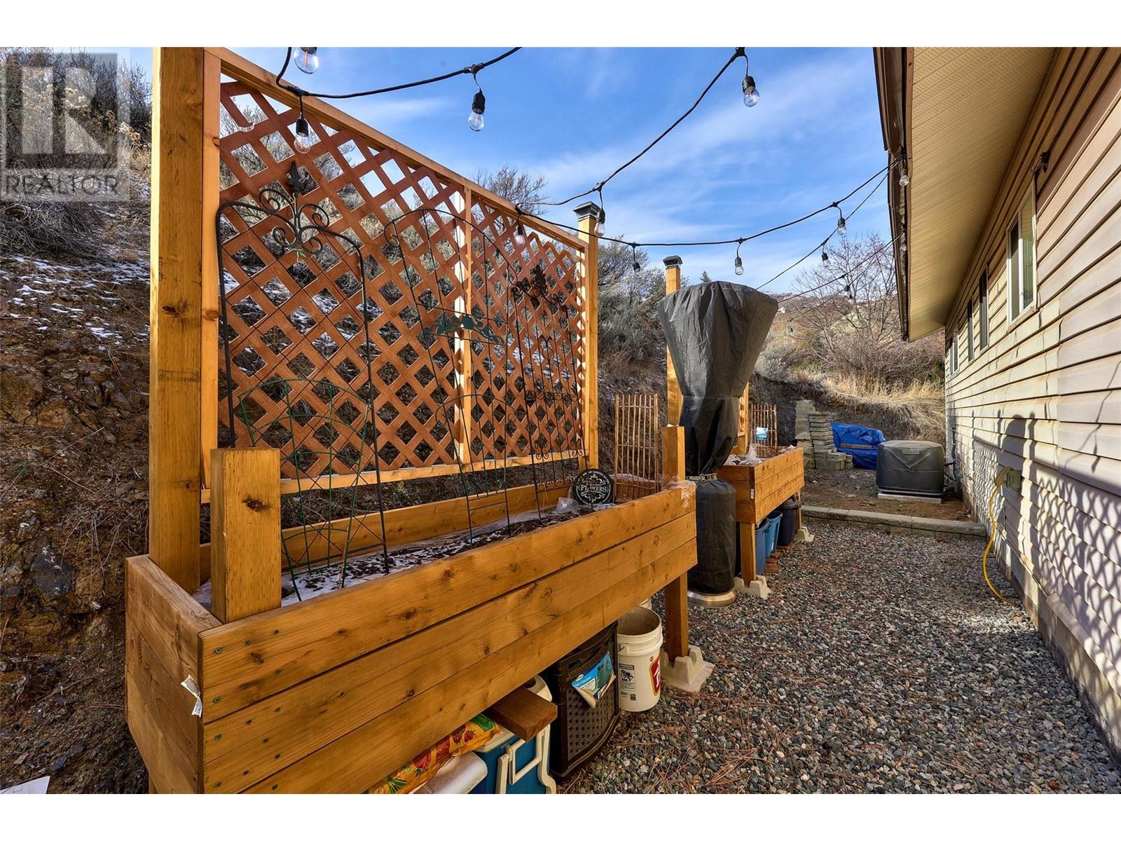 813 Mcqueen Drive, Kamloops, British Columbia  V2B 7X8 - Photo 33 - 10334591