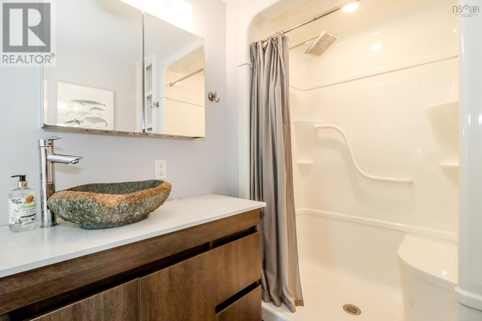 20 Cove Road, Halls Harbour, Nova Scotia  B0P 1J0 - Photo 19 - 202503075