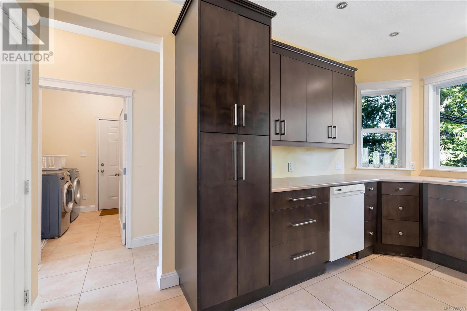 Property at 1745 Pavenham Rd image 3