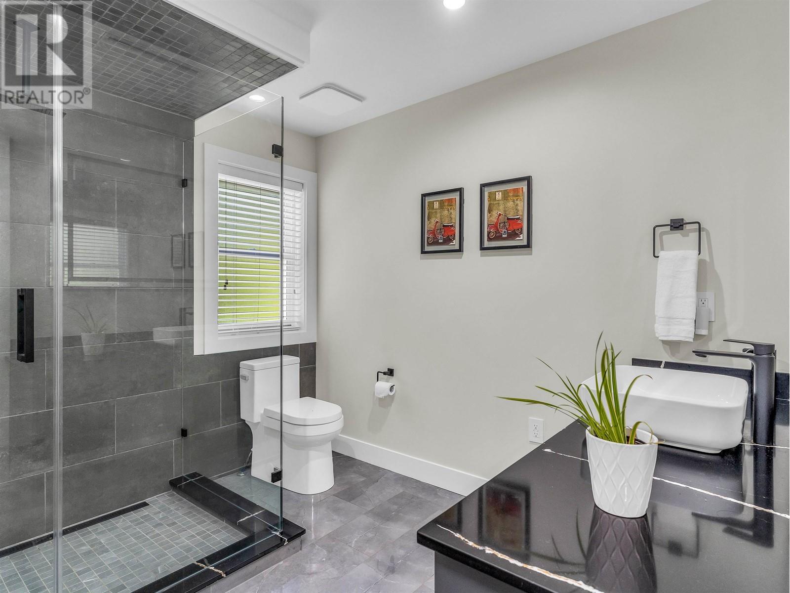 1507 Kilmer Place, North Vancouver, British Columbia  V7K 2M8 - Photo 12 - R2967366