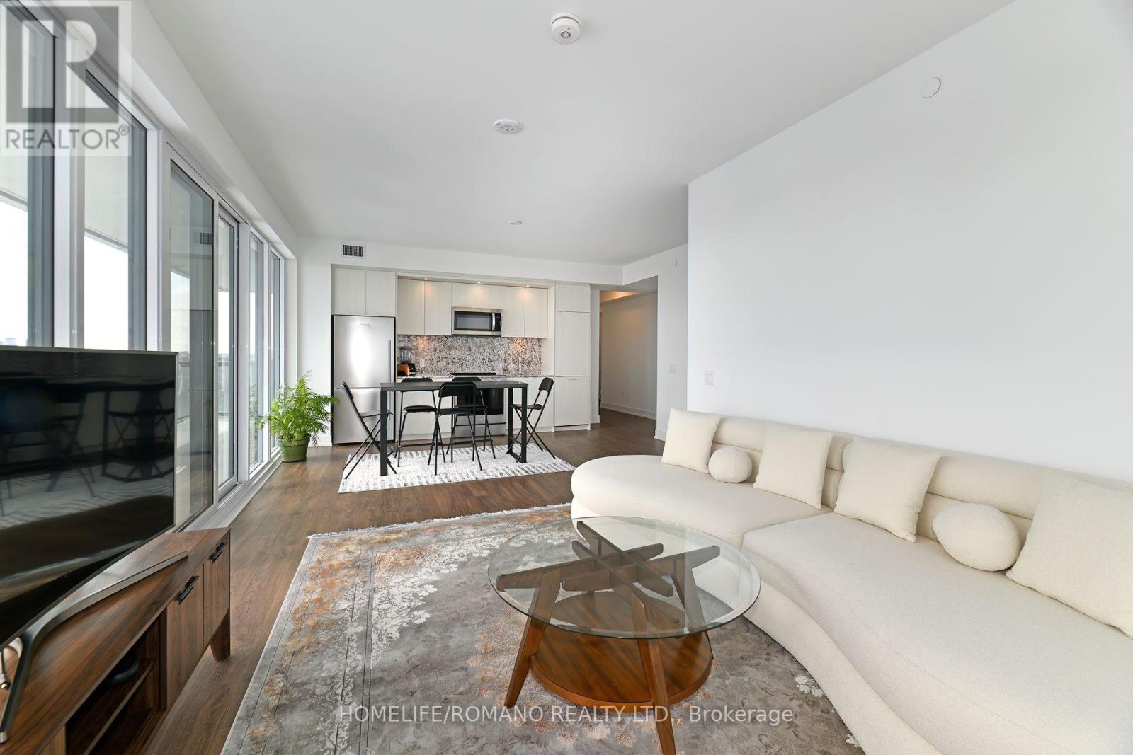 Property at 1409 - 30 INN ON THE PARK DRIVE image 5