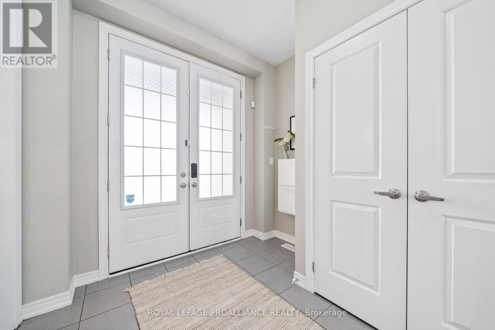 Property at 61 SUMMER BREEZE DRIVE image 5