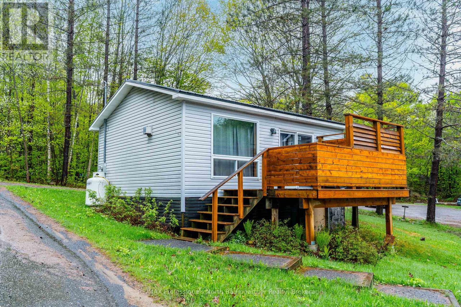 Unit 4 - 2029 Little Hawk Lake Road, Algonquin Highlands, Ontario  K0M 1J2 - Photo 34 - X11976354