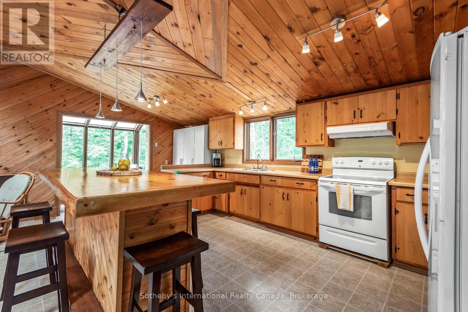 38 Sr405 Severn River, Muskoka Lakes, Ontario  L0K 1E0 - Photo 2 - X11976375